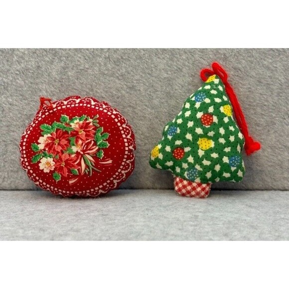 Lot of 9 Vintage Christmas Ornaments Fabric Some Quilted Homemade‎ Stitched - Picture 6 of 11